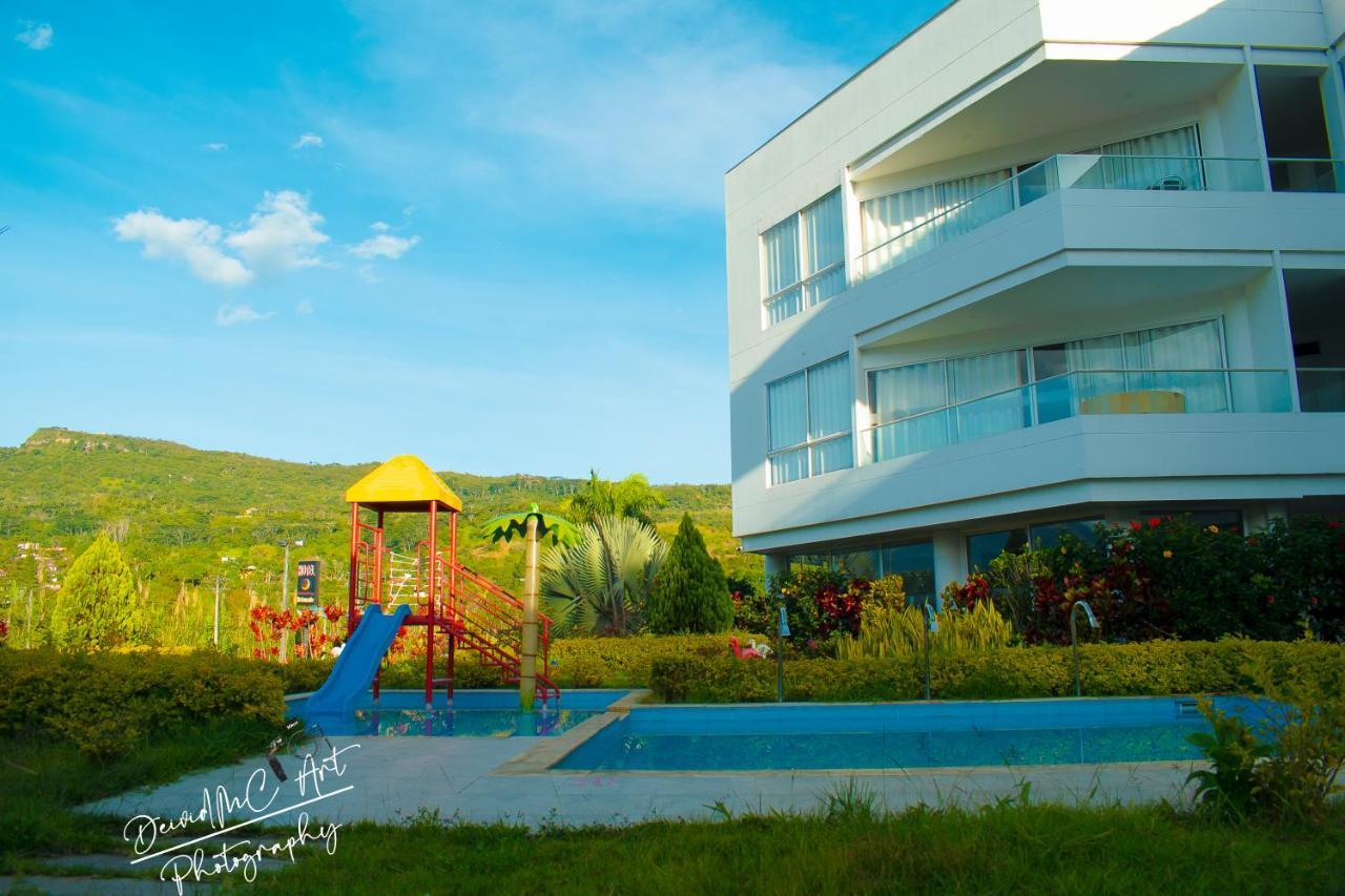 Hotel Palmeras De Luz Moniquirá Eksteriør billede